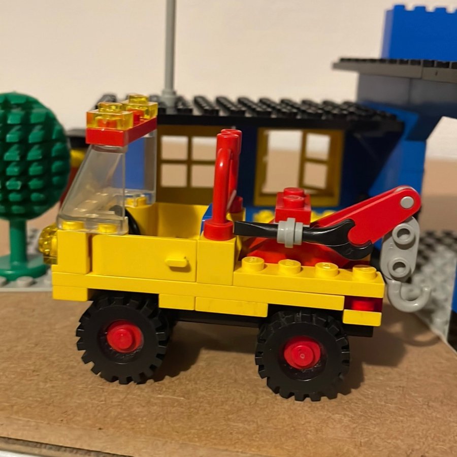 Lego 6363 Auto service station