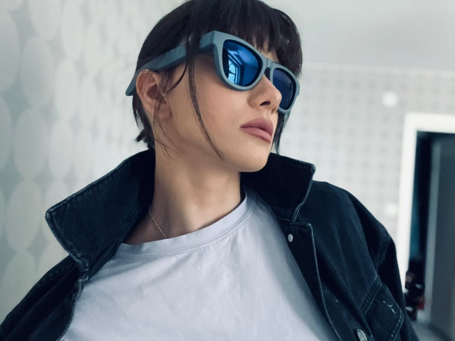 ZUNGLE Sunglasses - revolutionary glasses with bluetooth and speakers