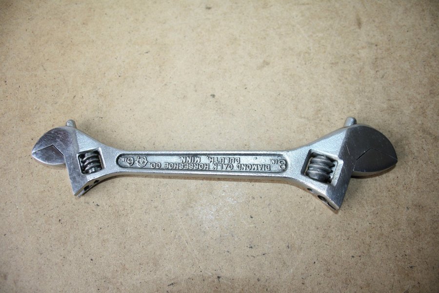 DUBBEL SKIFTNYCKEL 6/8 TUM - Diamalloy 6-8 Inch Double-Ended Adjustable Wrench