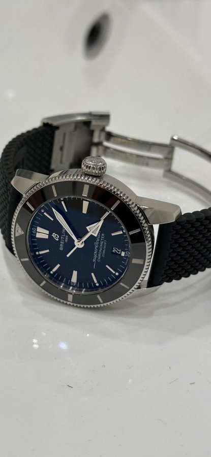 Breitling Superocean Chronometer 44