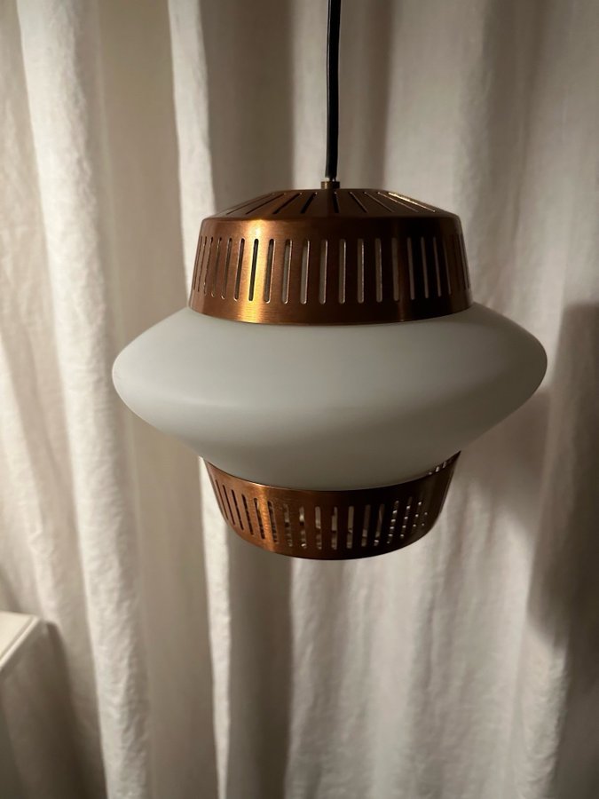 Opalinglas opal retro Lampa Svend Aage Holm Sørensen art deco midcentury pendel