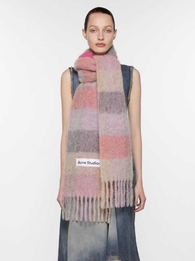 Acne Studios halsduk i mohair  ull