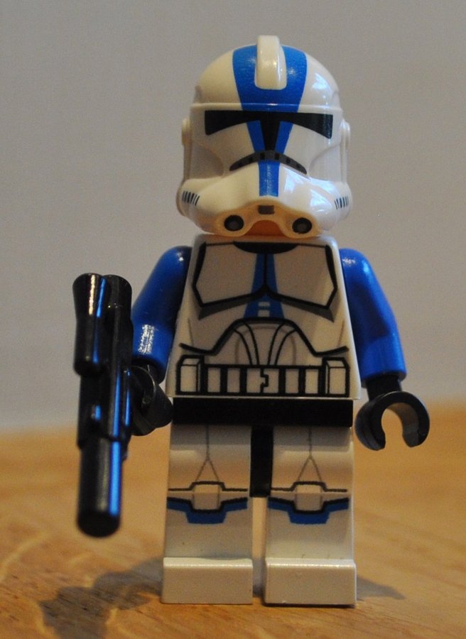 Lego Minifigur Star Wars Clone Trooper 501st Legion (Clone Wars) från 2013