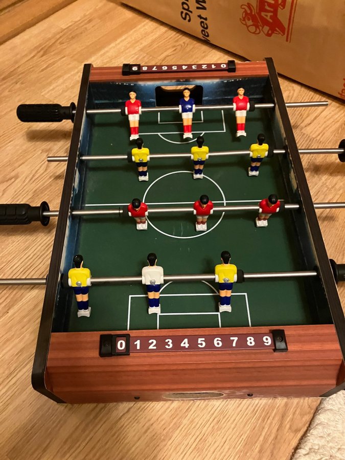 Bordsfotboll / Foosballbord / Foosball - Fotboll Spel