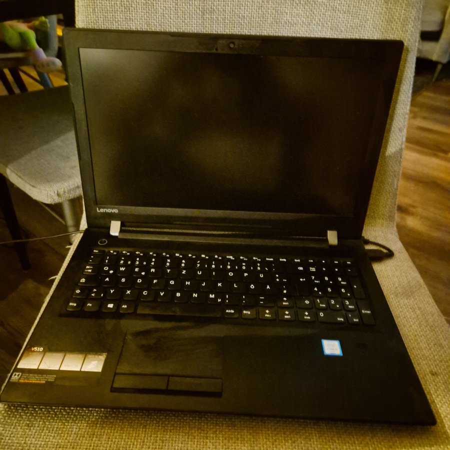 Lenovo V510 i3 8gb ram 250gb ssd Tyskt tangentbord