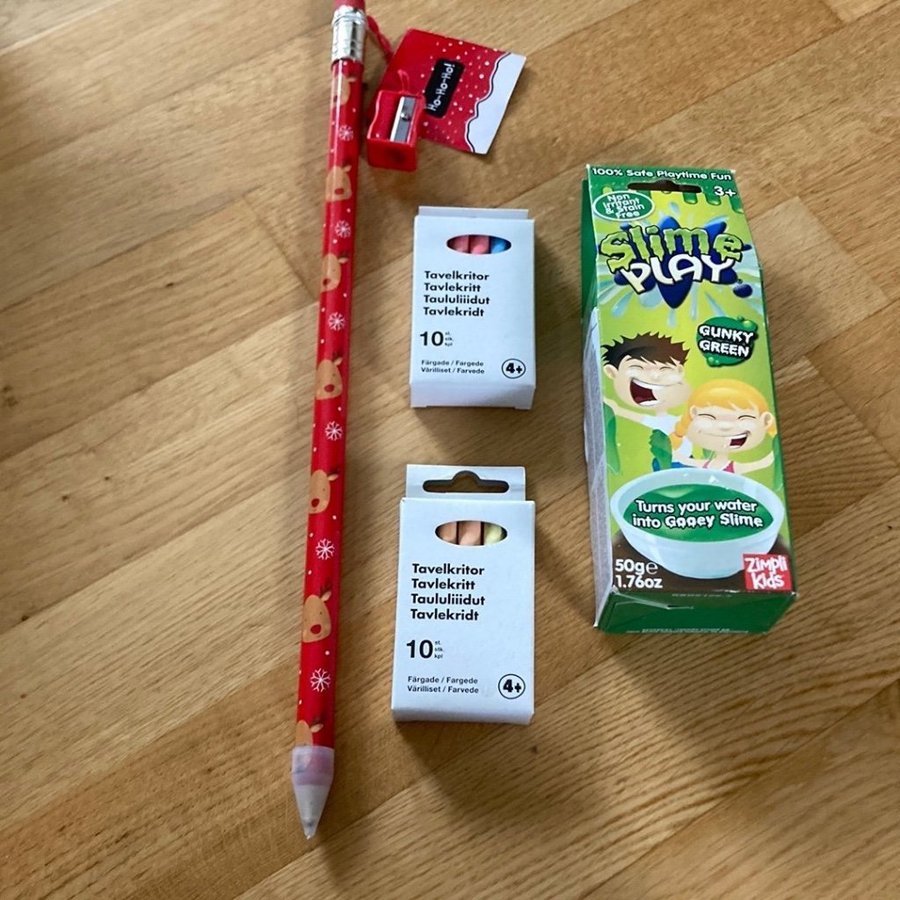 Paket med penna, tavelkritor och bad slime NYTT