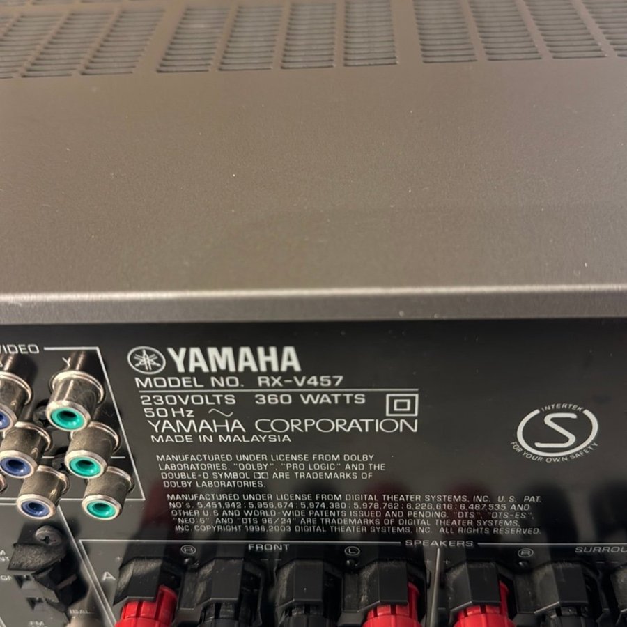 Yamaha RX-V457 Hemmabioförstärkare