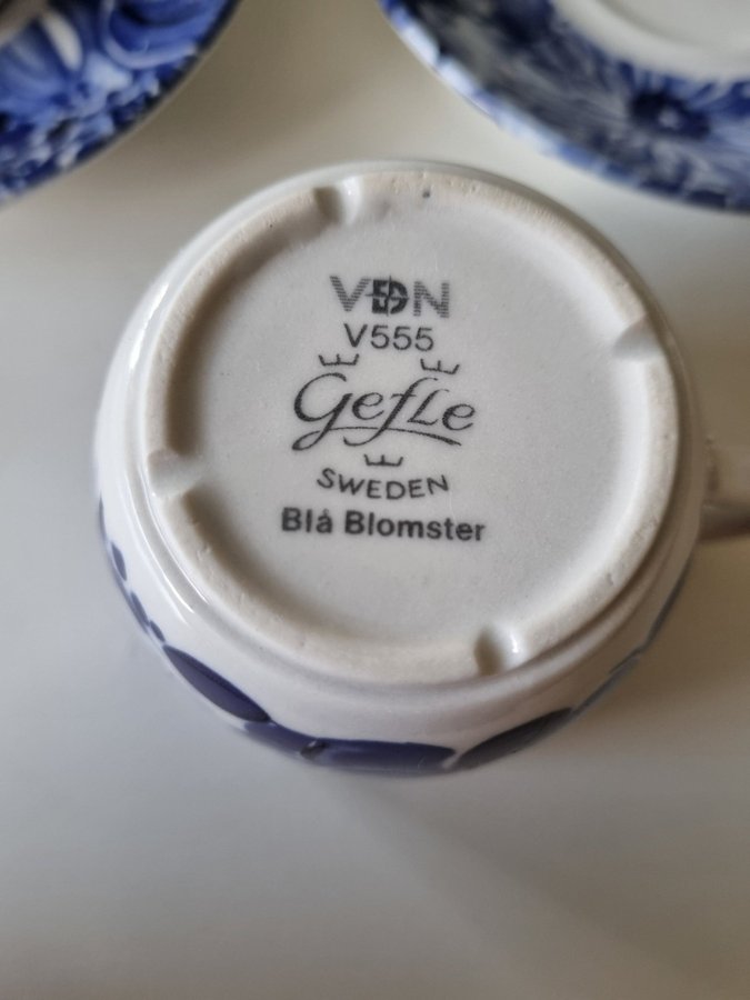 4 st kaffekoppar och 5 fat från Gefle Blå Blomster