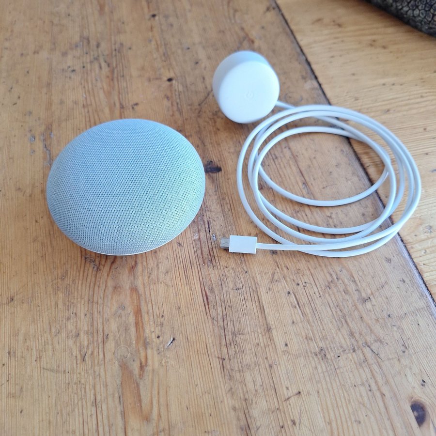 Google Home Mini