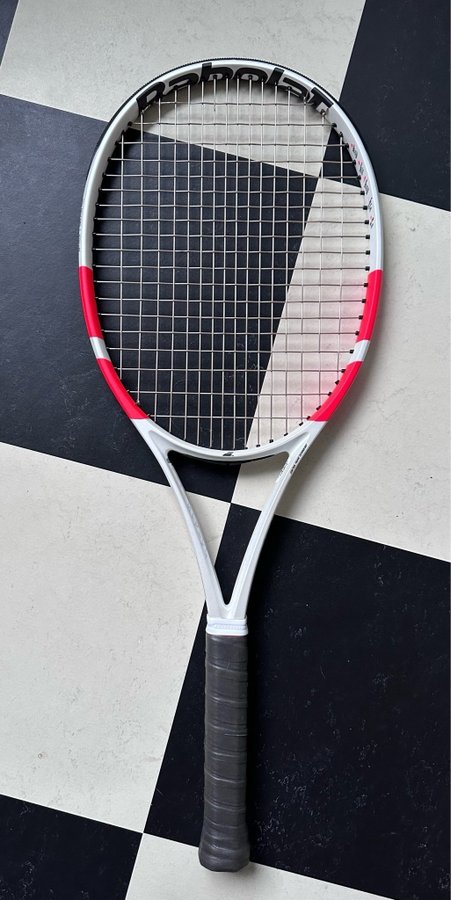 Babolat Pure Strike 100 tennisracket