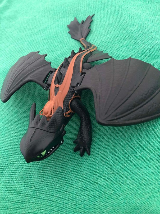 How To Train Your Dragon - Toothless Tandlös - Drake