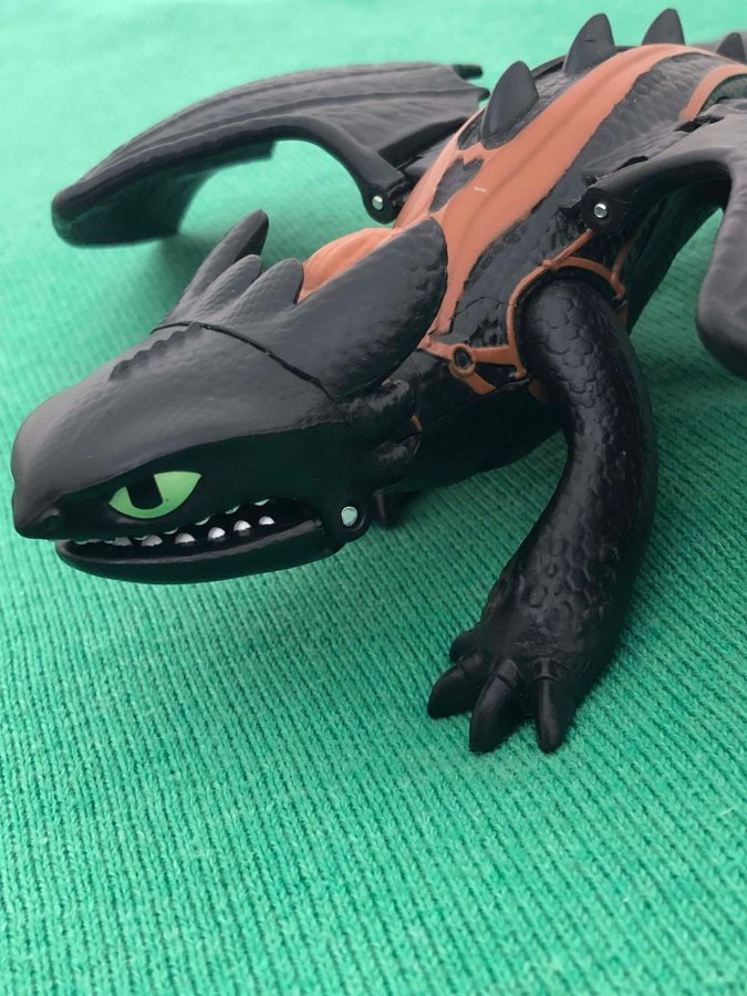 How To Train Your Dragon - Toothless Tandlös - Drake