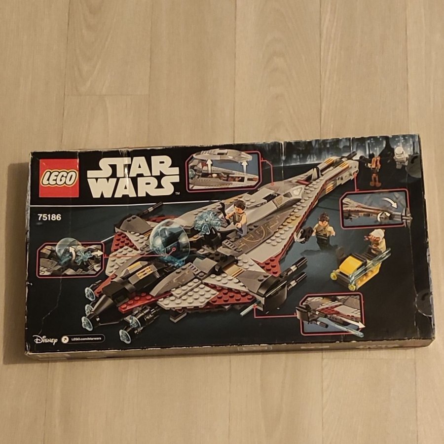 Lego Star Wars 75186 The Arrowhead Oöppnad