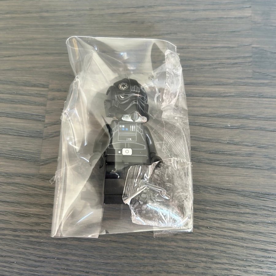 Lego Star Wars TIE Fighter Pilot