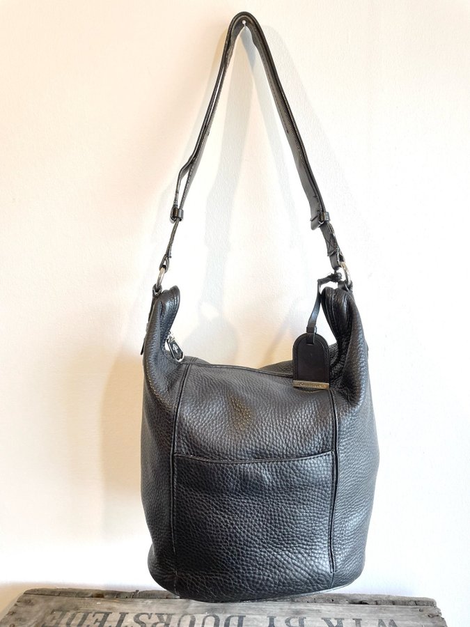 Cole Haan axelväska Cross-body Soft Bucket Bag Svart läder Original Väska