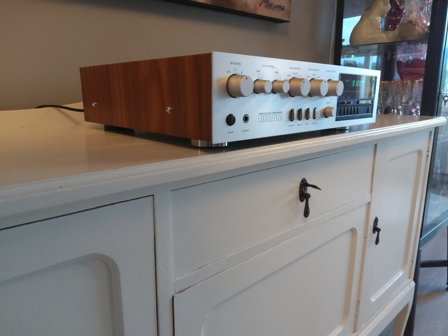 Luxman R 2050 Stereo Receiver