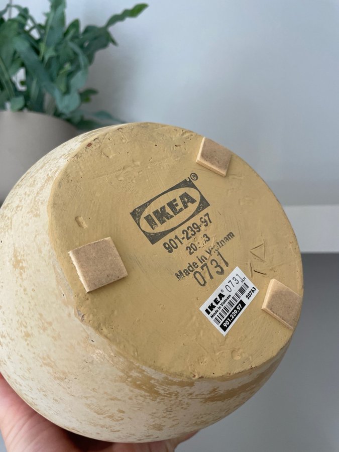 Stor droppformad vas i lergods, vintage Ikea