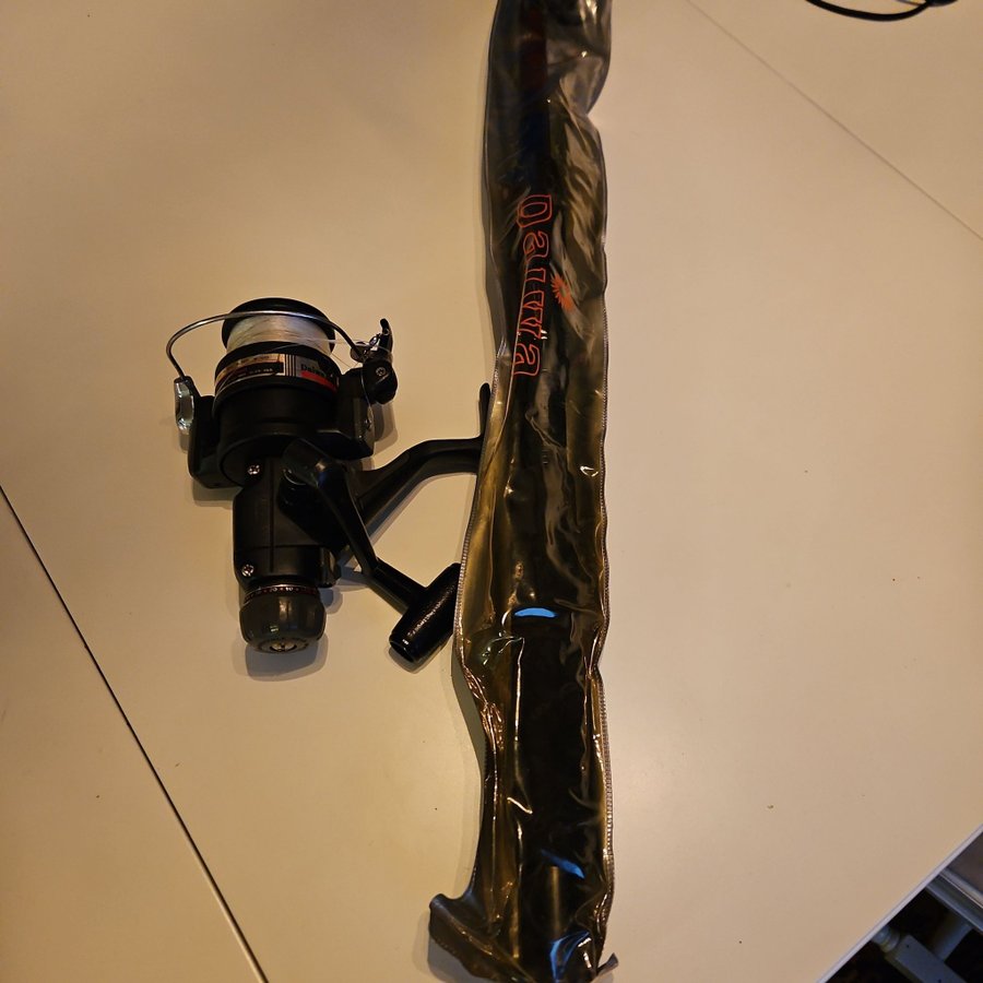 Daiwa fiskespö teleskop samt Daiwa Mg1655 graphite rulle