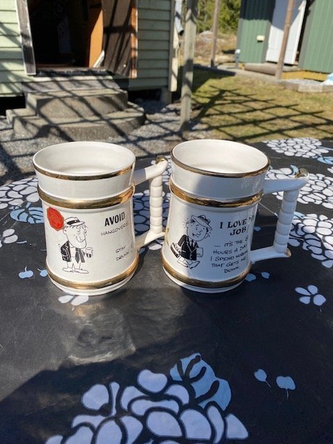 Vintage muggarna från PRINCE WILLIAM WARE ENGLAND