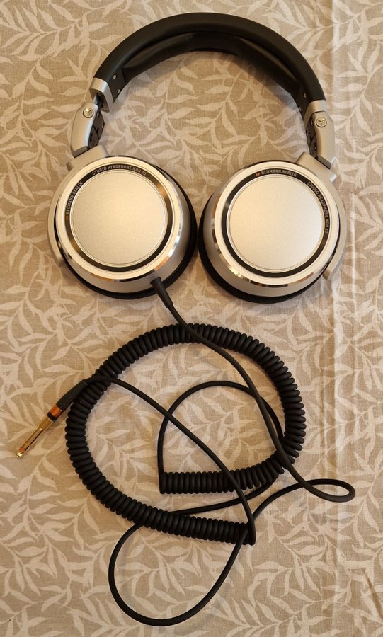 Neumann NDH 20 Studio Headphones