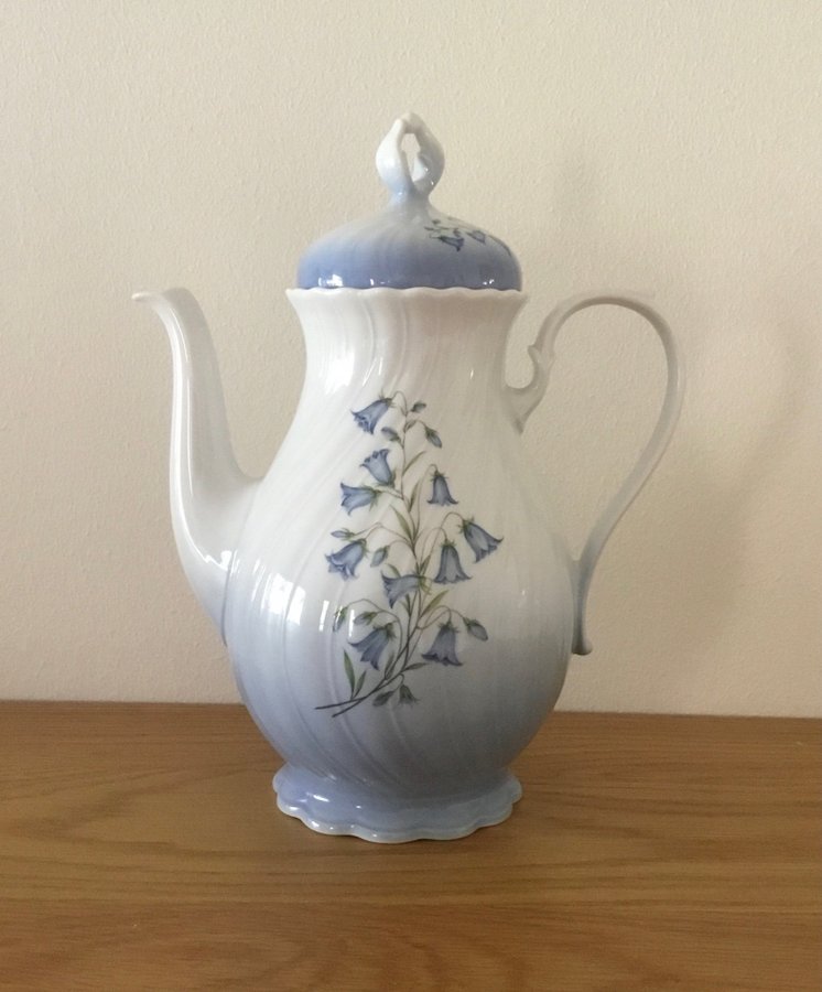 Kaffekanna Christineholm Porcelaine nr 1, jättefint skick, Fyrklövern