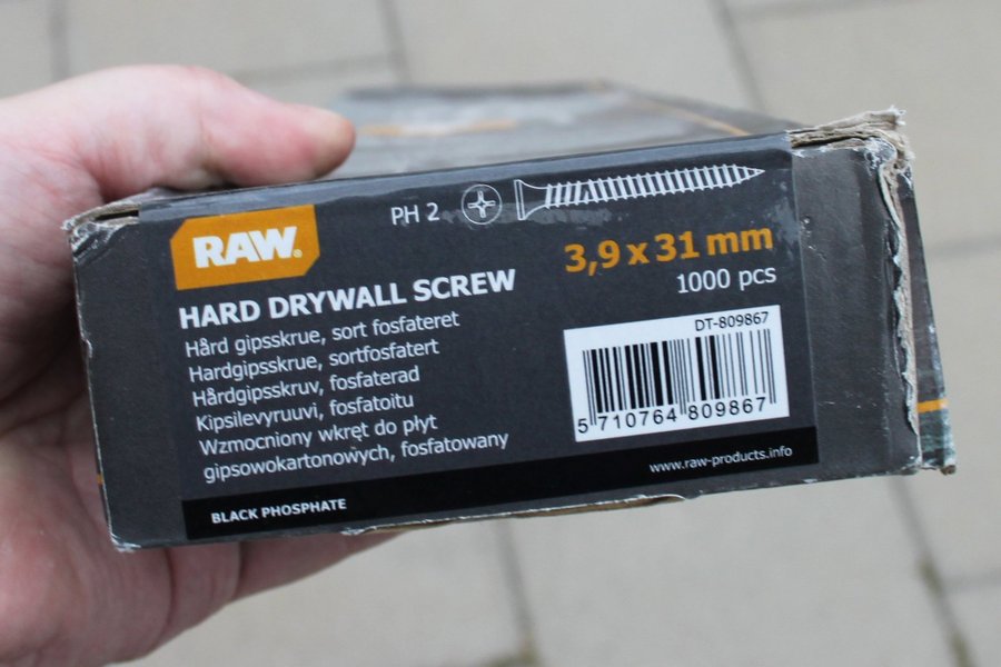 KVAR av fp! 550st Bandad Hårdgipsskruv 3,9x31 mm Fosfaterad RAW inkl moms