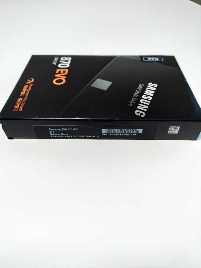 Samsung 870 EVO SSD 2TB - Helt ny och oanvänd