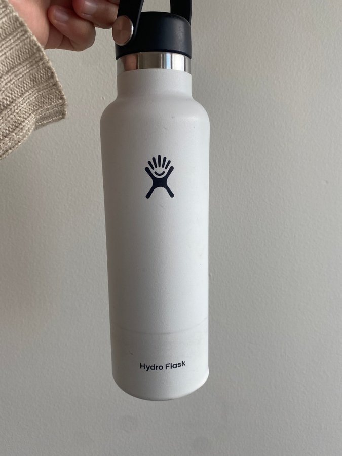 Hydro Flask Vattenflaska Vit 621ml