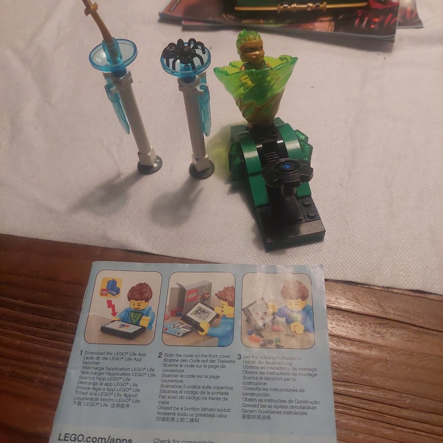 LEGO Ninjago Minifigur  Tillbehör