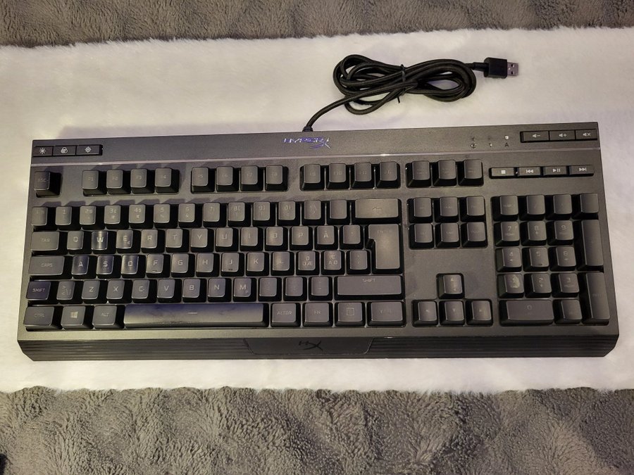 Tangentbord Hyperx Alloy Core