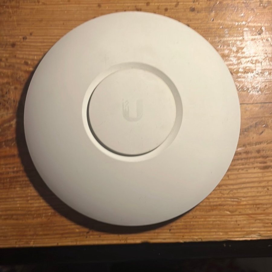 Ubiquiti UniFi AP Lite