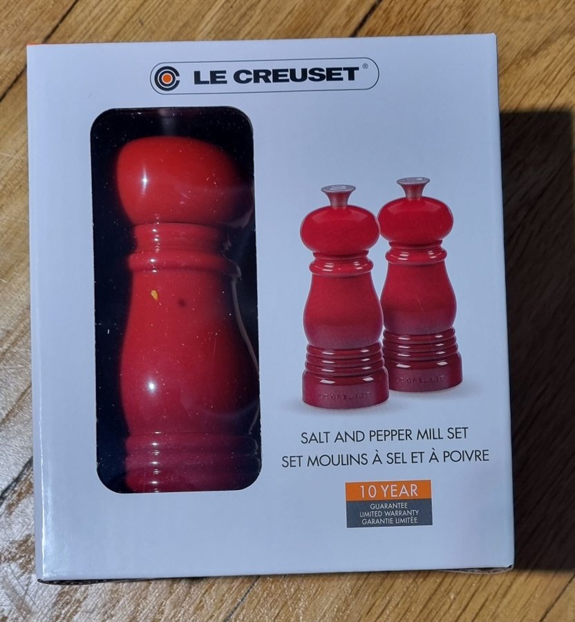 *Ny* Le Creuset Salt och pepparkvarn - 2pack kryddkvarnar cerise / graded cherry