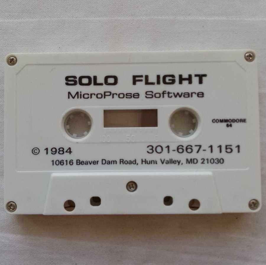 Solo Flight (MicroProse) - Lös Tape - Kassett ->TESTAD<- Commodore 64 / C64