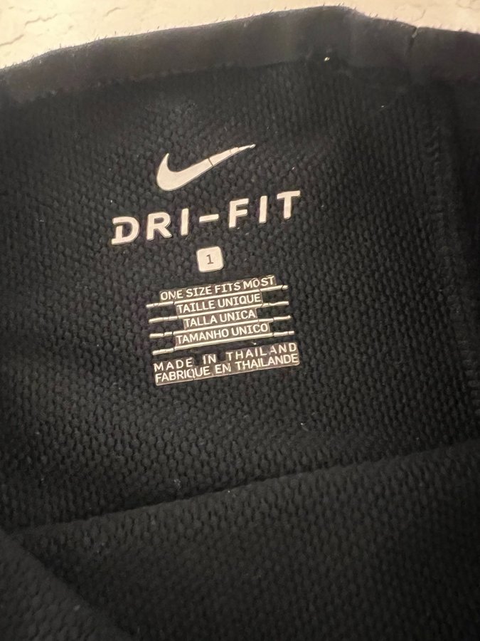 Nike Dri-Fit Halsvärmare