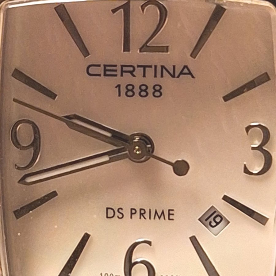 Certina DS Prime 1888 Damklocka med äkta pärlemor-urtavla  safirglas