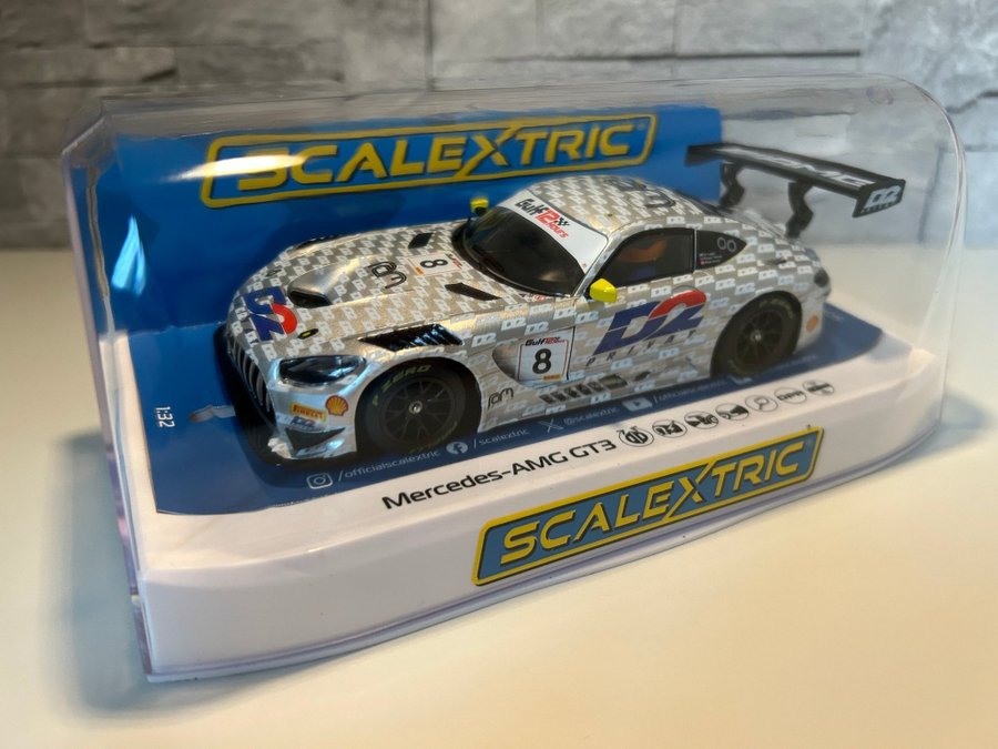 Scalextric C4496 Mercedes-AMG GT3 RAM Racing D2