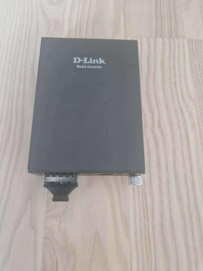 D-Link DMC-700SC Media Converter