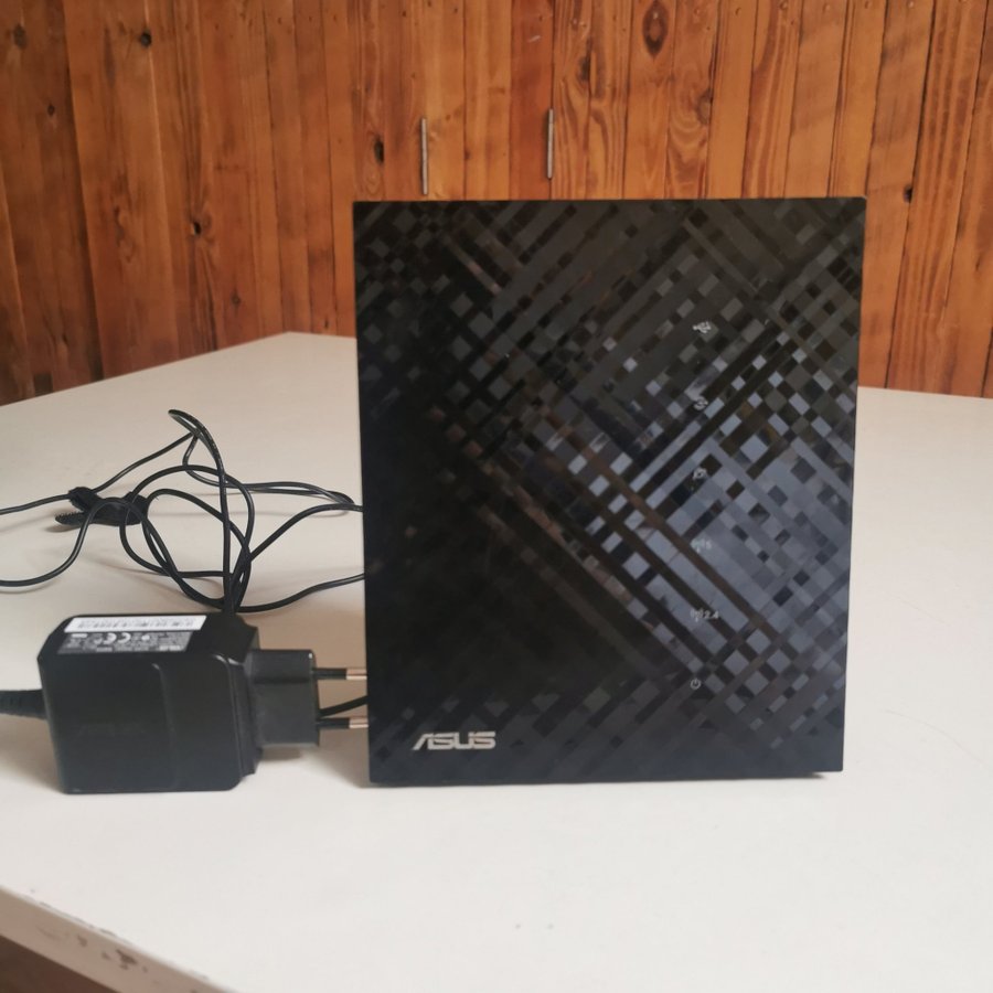 ASUS RT-N56U Dual-Band Wireless-N Gigabit Router