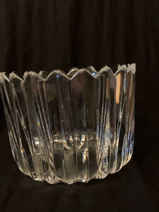 Orrefors art glass Fleur skål 17/22 cm