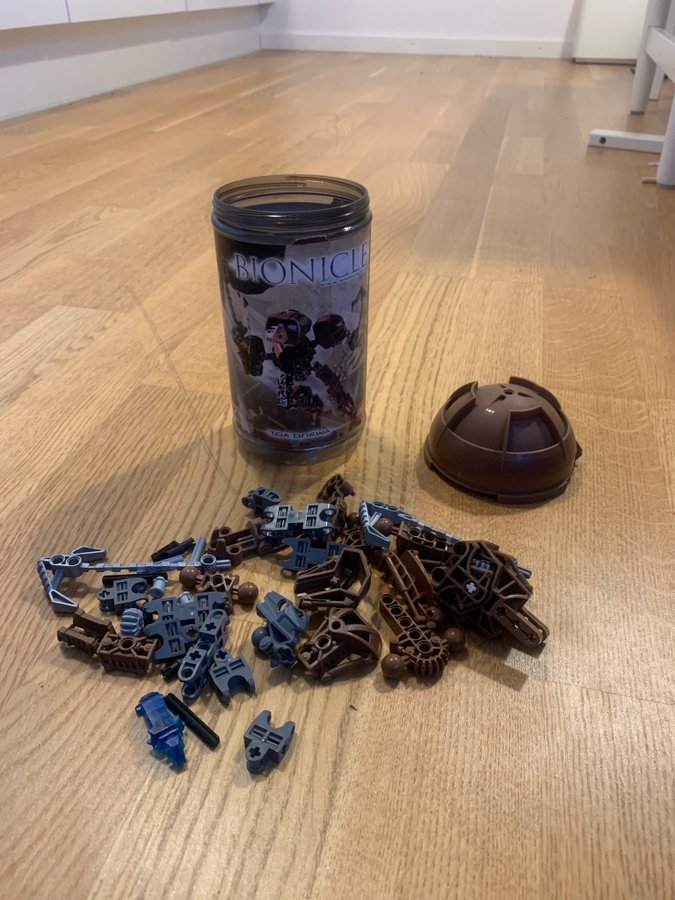 Lego Bionicle- 8604 med original låda