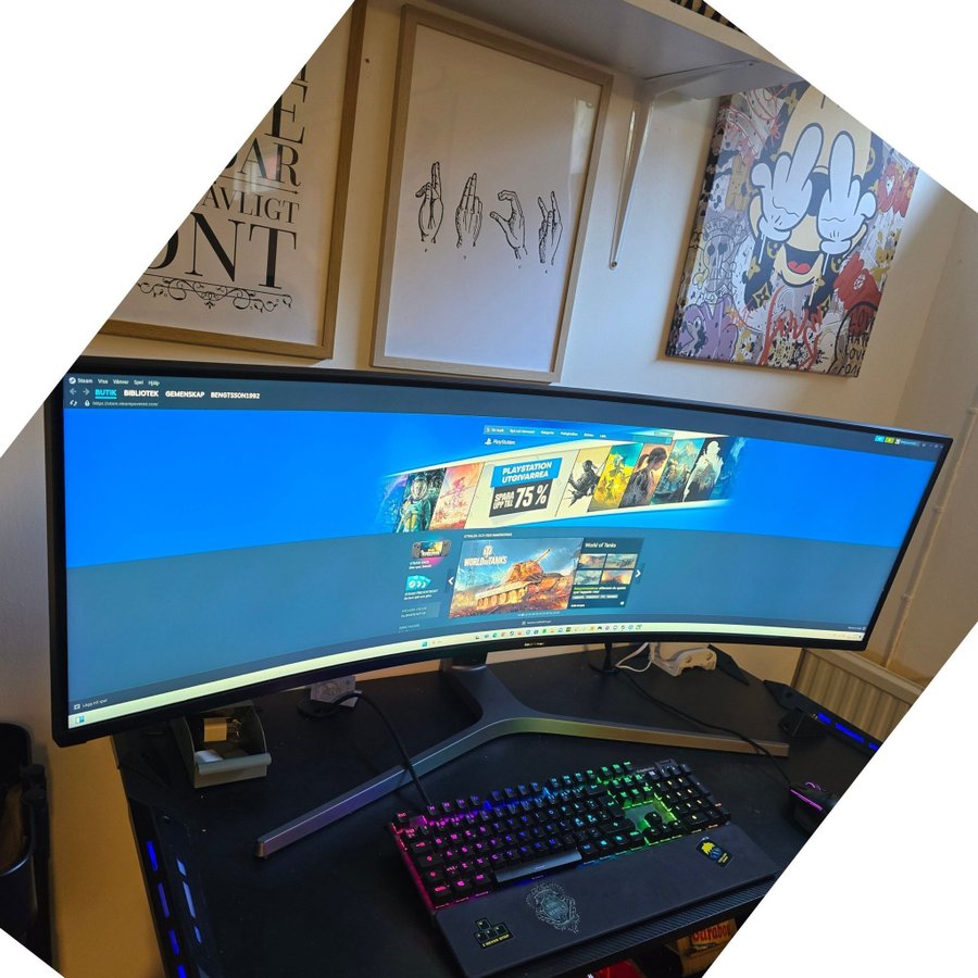 Samsung 49" Curved gamingskärm C49HG90D