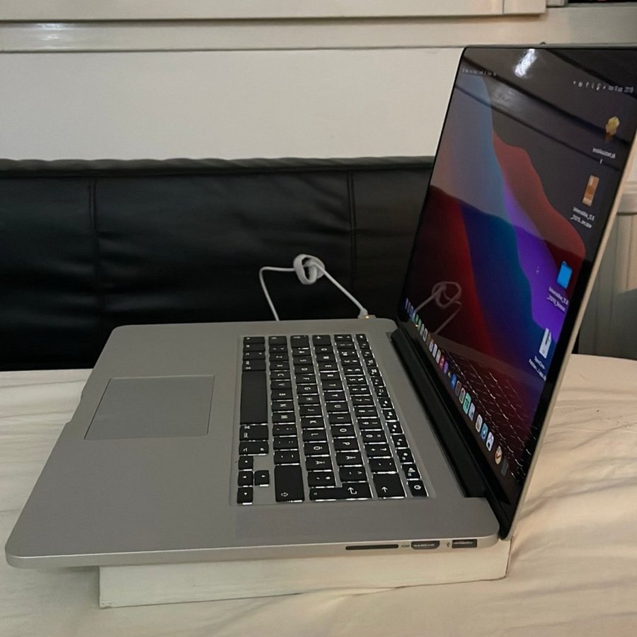 MacBook Pro (Retina, 15-inch, Early 2013 i7-2,7 GHz 16GB 512SSD