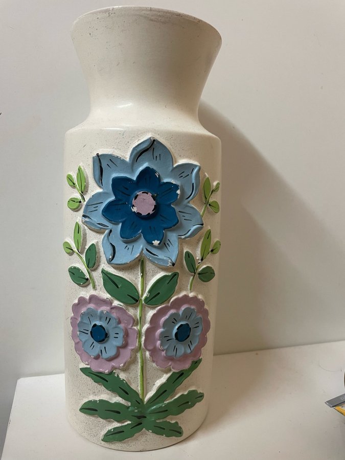 Florat vintage vase