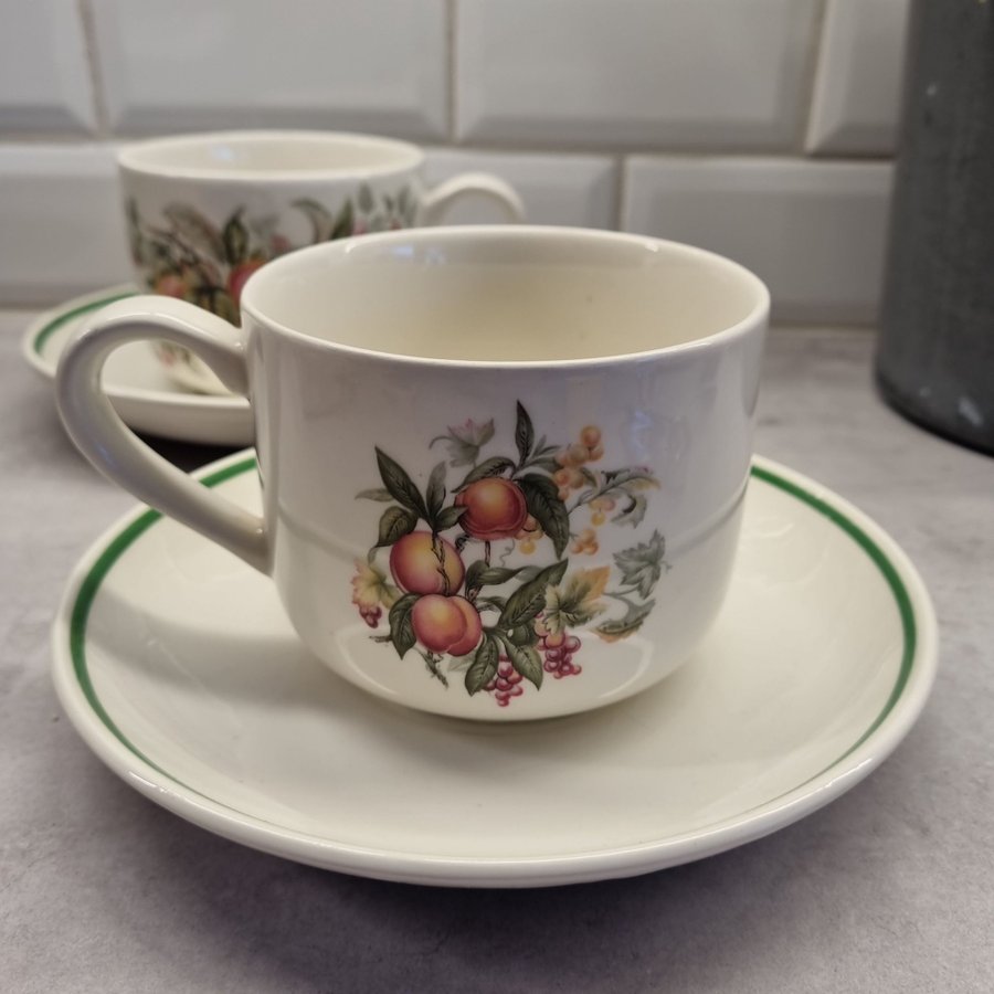 Grindley Staffordshire stora tekoppar