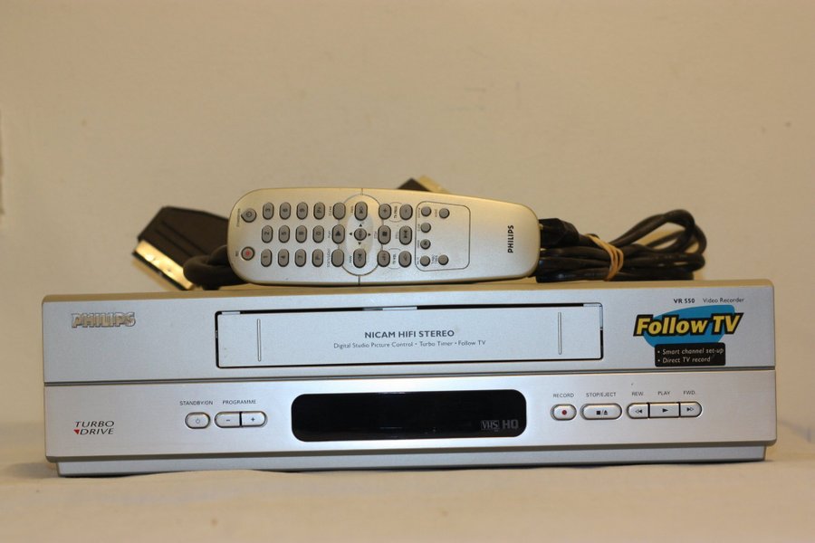 Videobandspelare/VHS Philips modell VR 550/02