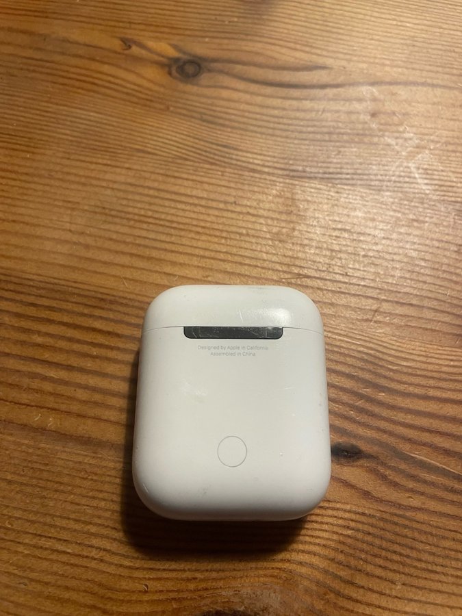 Apple AirPods