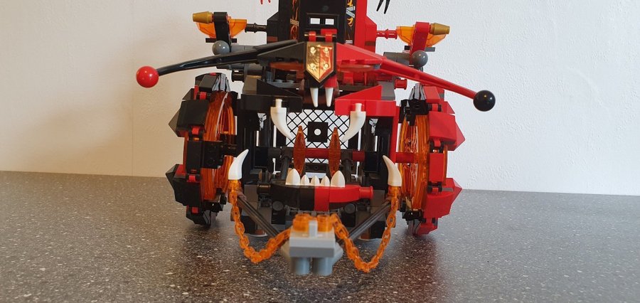 LEGO Nexo Knights 70316 - Jestro's Evil Mobile