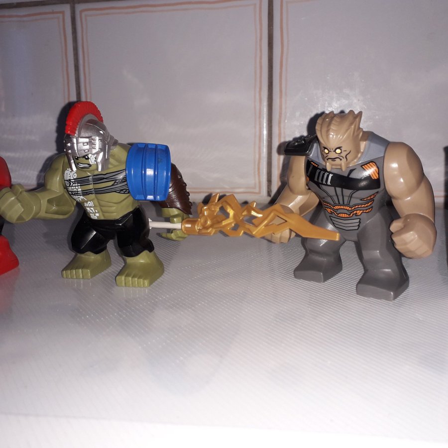 LEGO / HULK HULKEN / 4st Figurer, Legofigurer