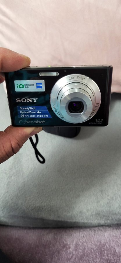 Sony Cybershot DSC-W330