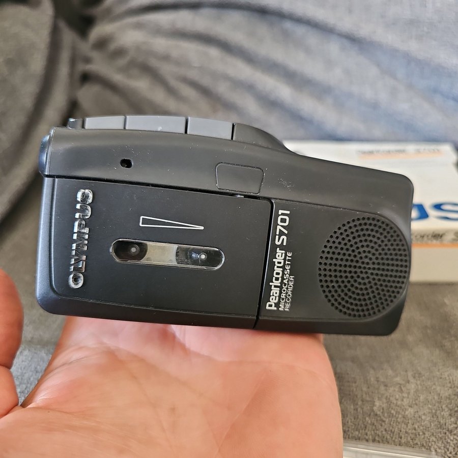 Olympus Pearlcorder S701 Microcassette Recorder